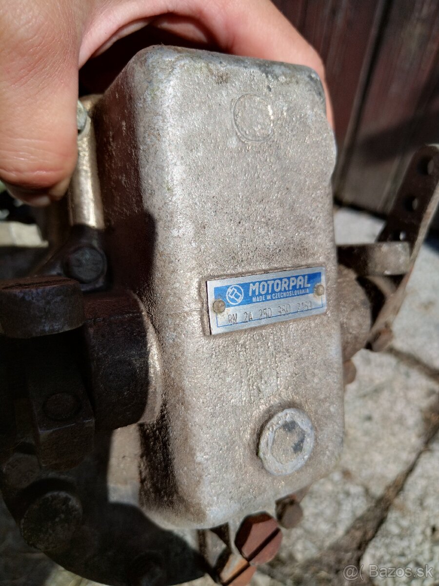 Palivové naftové čerpadlo Škoda 706 LIAZ - 3