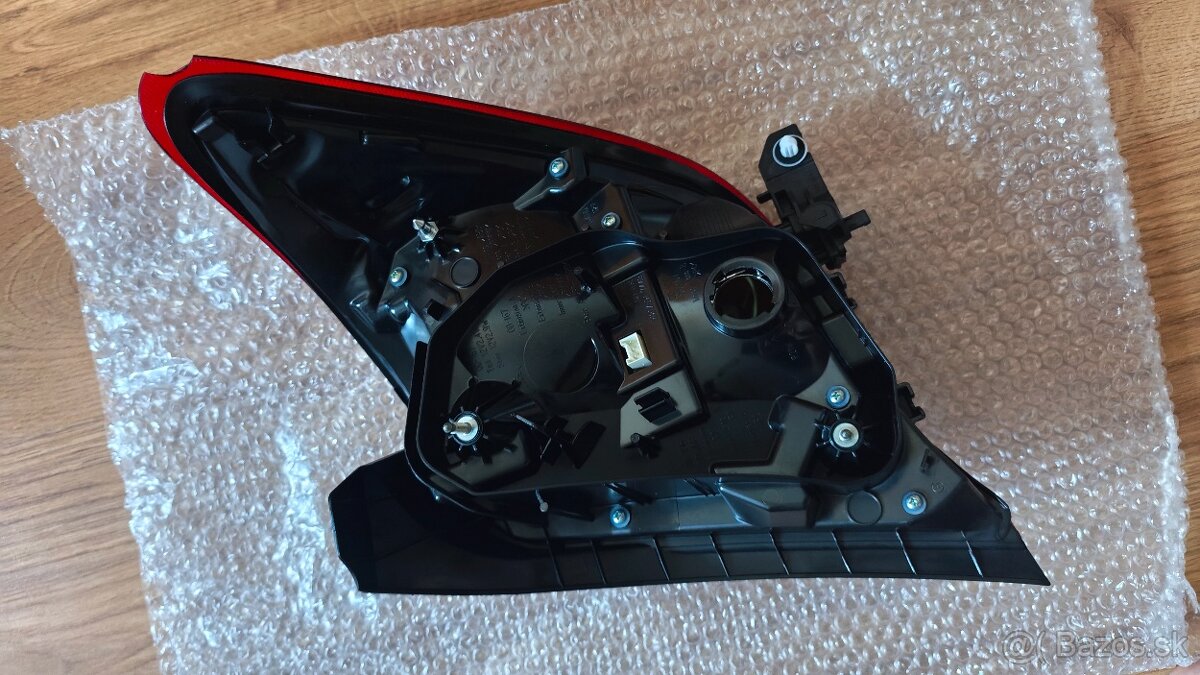 Ľavé zadné svetlo - 3