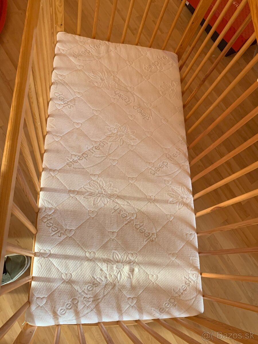 Detská postieľka s nemeckým matracom. - 3