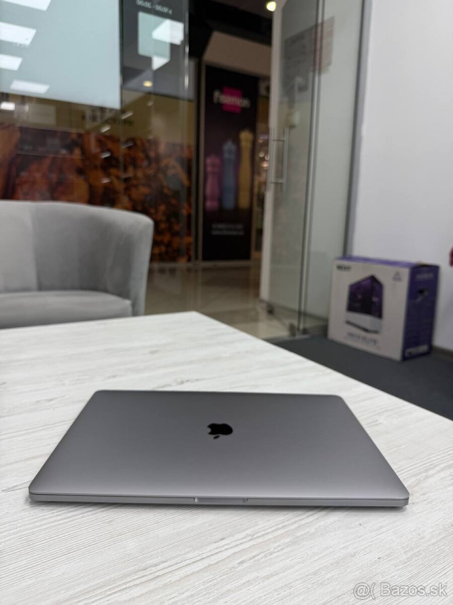 Mac Book Pro 16 2019 - 3