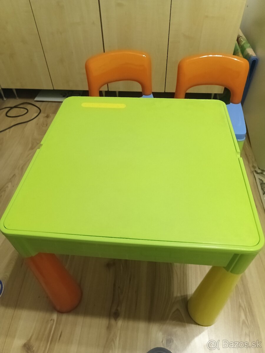 Detský stolík s lego podložkou - 3