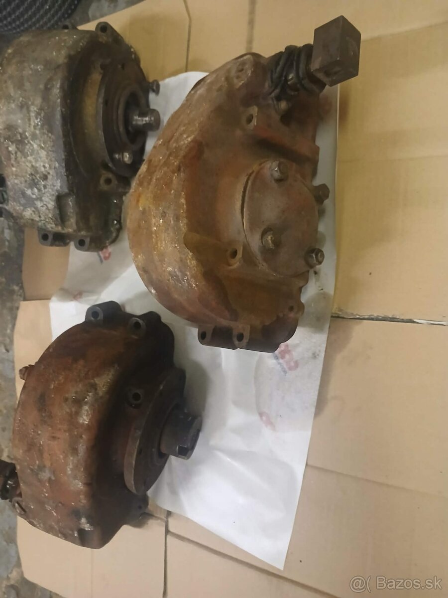 V3s vyvod,v3s prevodovka,v3s cerpadlo - 3