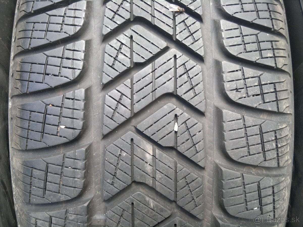 Zimne pneu. Pirelli 215/65 r17 - 3