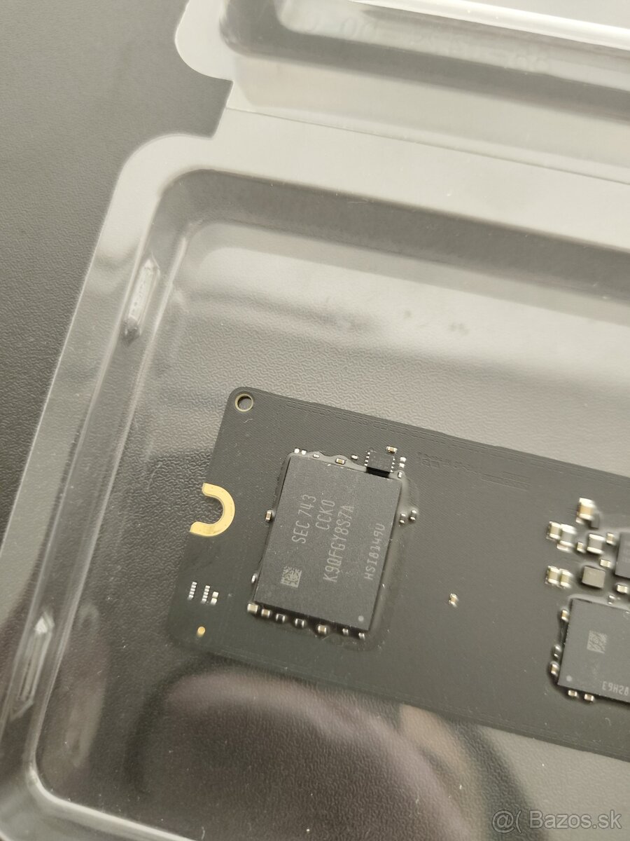 Samsung 32GB SSD pre Apple (Apple OEM) – MZ-KNZ0320 - 3