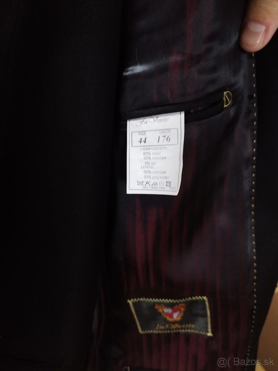 Predám oblek čiernej farby - 3