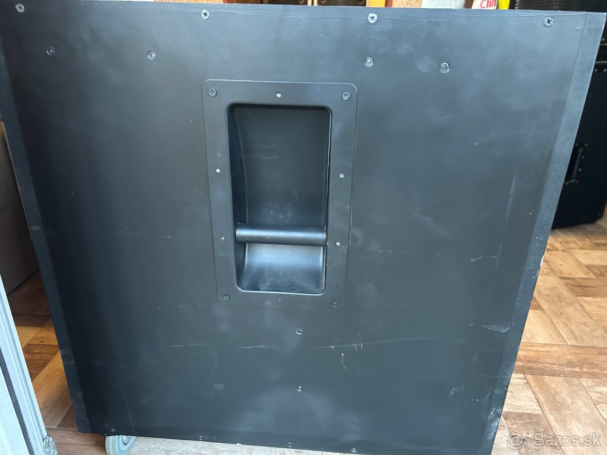 Predám 2x Subwofer - 3