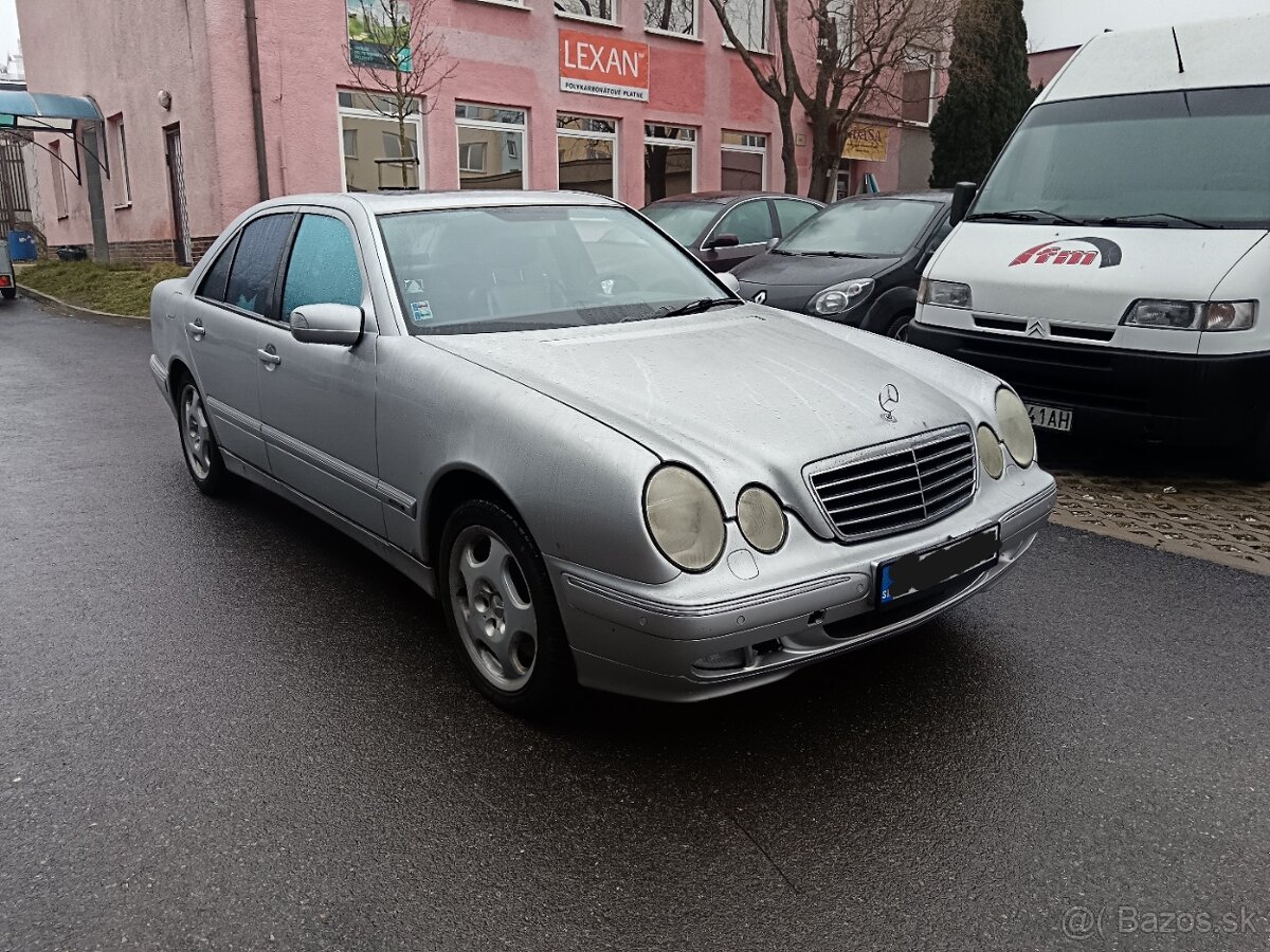 Mercedes W210 E430 4 matic - 3