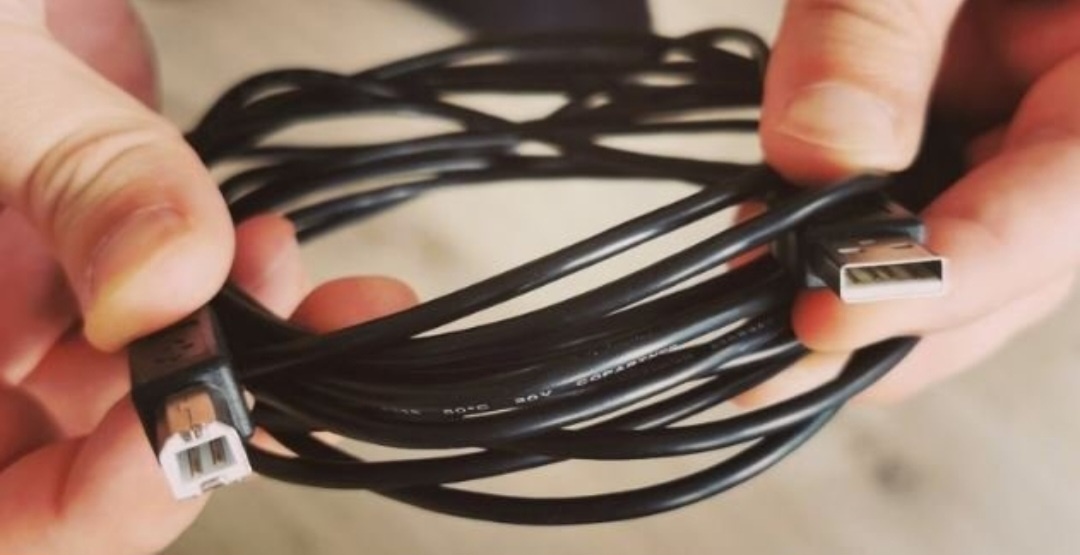 Káble AUDIO / USB / HDMI / redukcia Display Port - 3