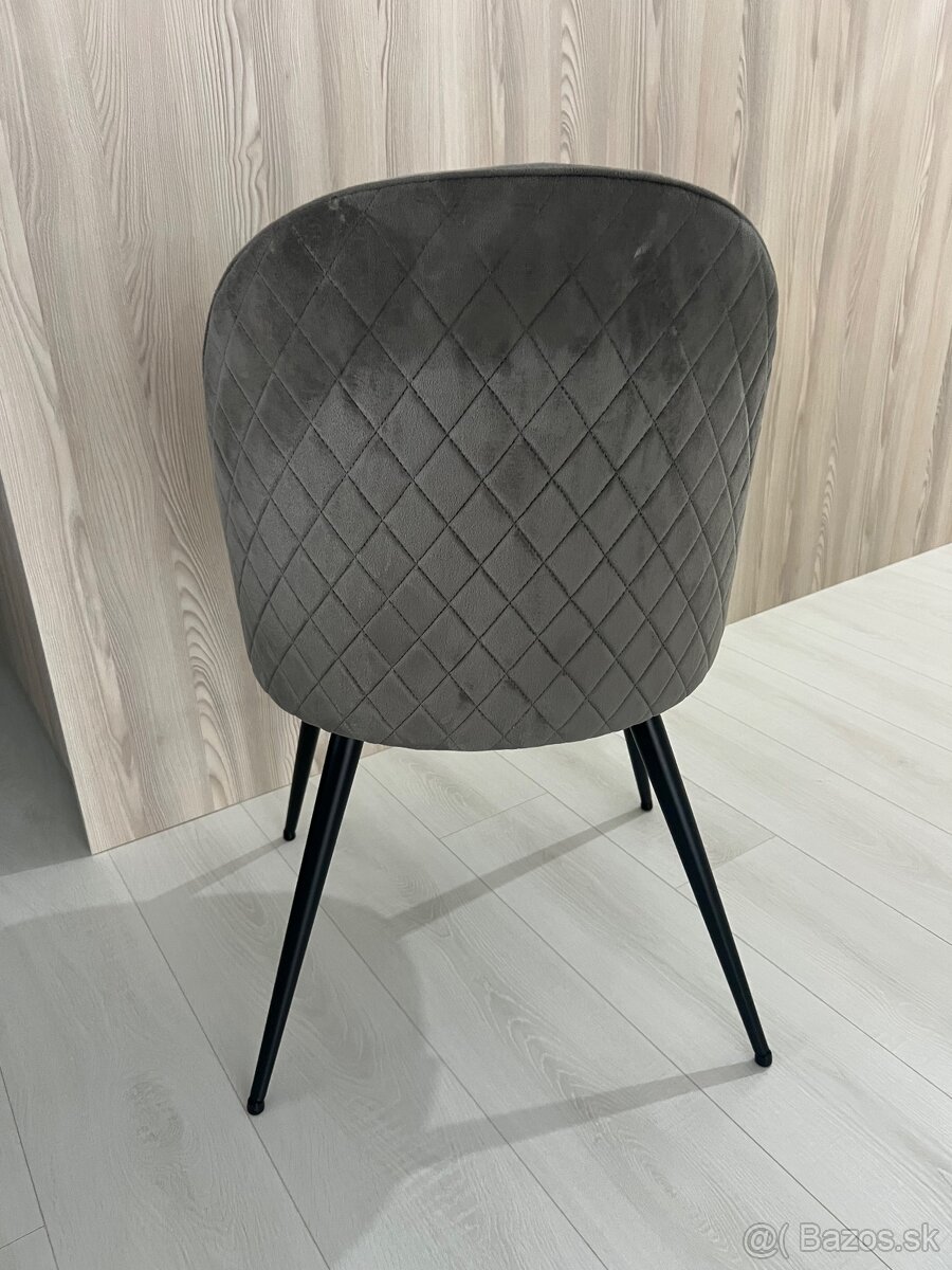 Predám 4 stoličky šedé - 3