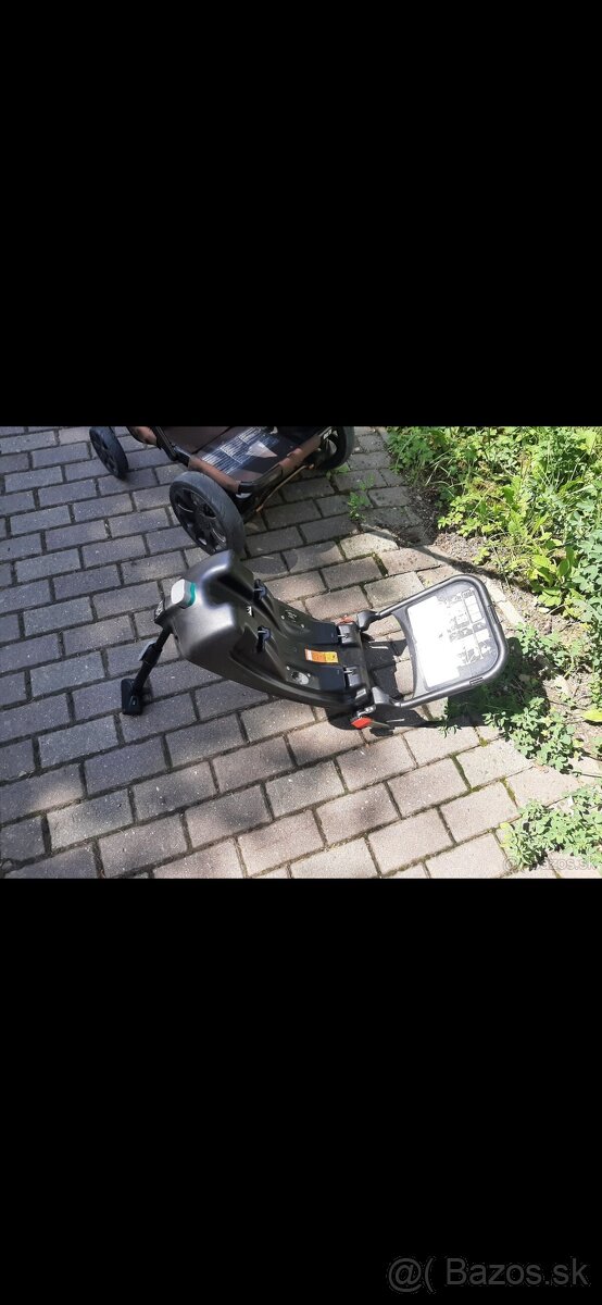 Britax go next komplet, vajičko, báza isofix, doplnky - 3