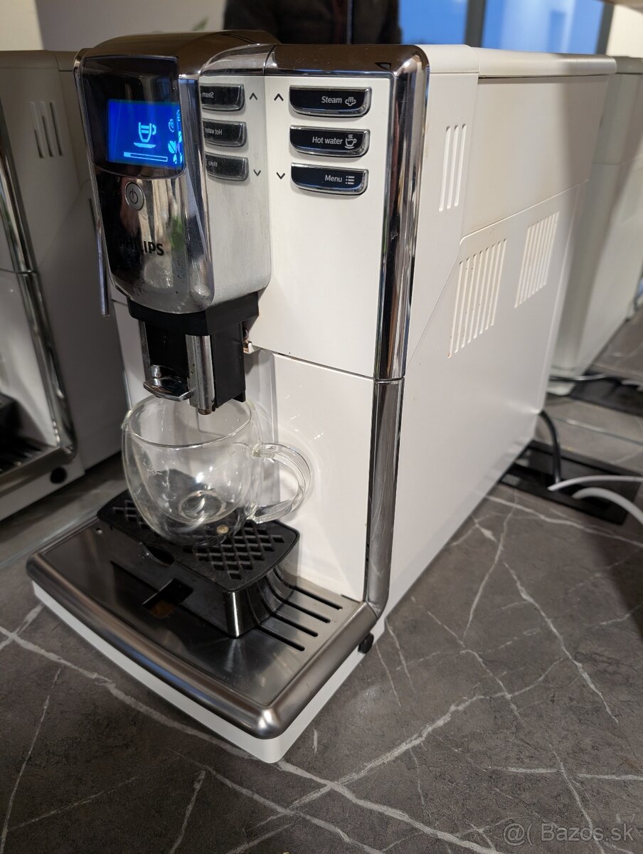 Automatický kávovar Philips biely - 3