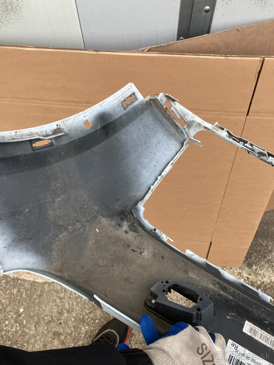 AUDI Q2 S-LINE 16-20 bily pravy naraznik predni - 3