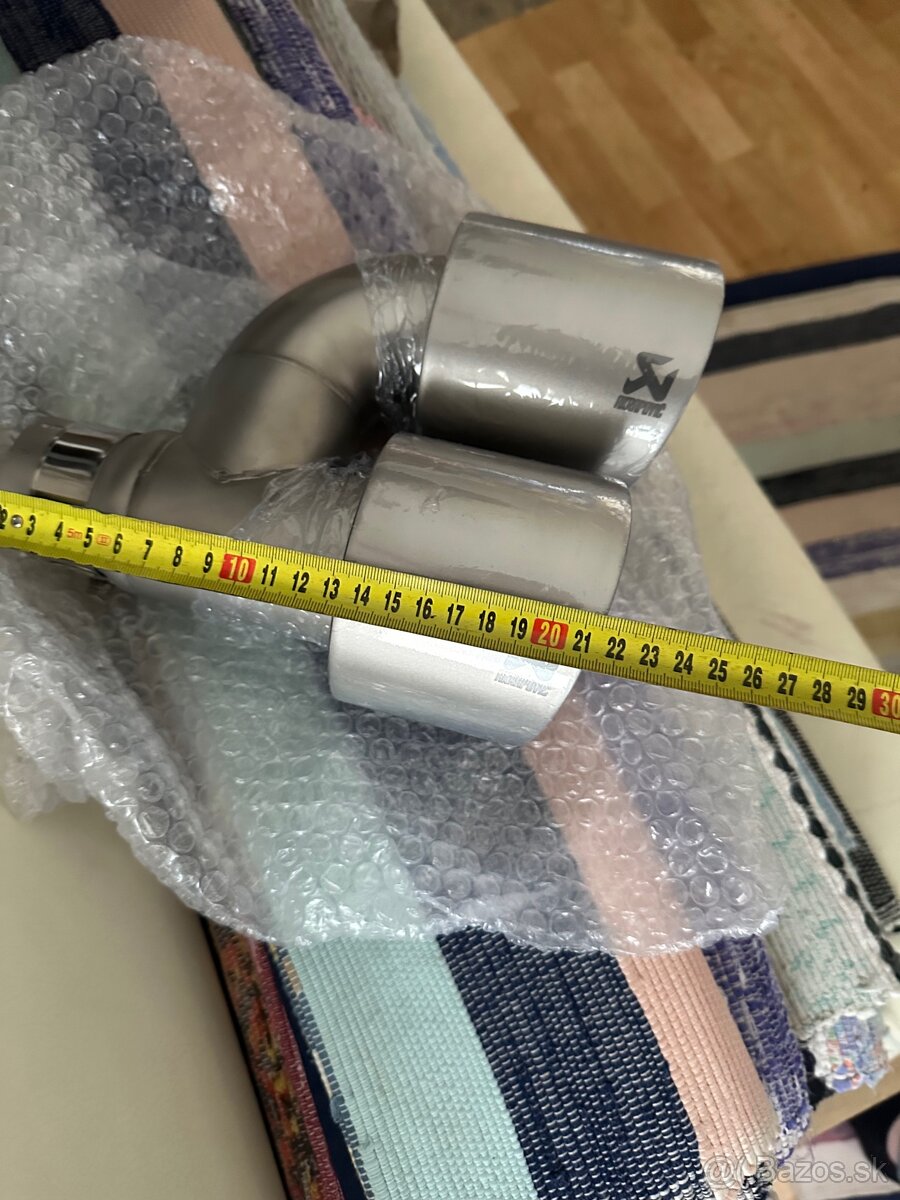 Koncovky výfuku golf 7 R Variant - 3