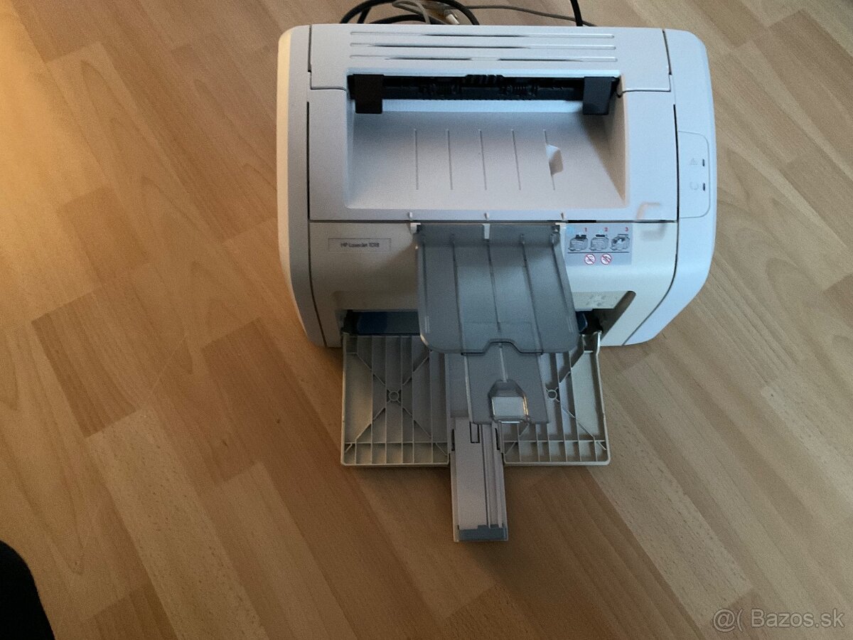 Tlačiareň HP LaserJet 1018 - 3