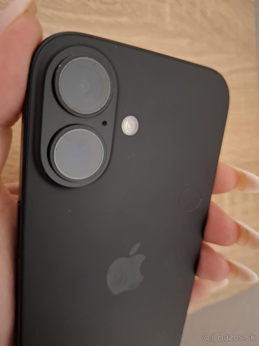 iPhone 16 128 GB - 3
