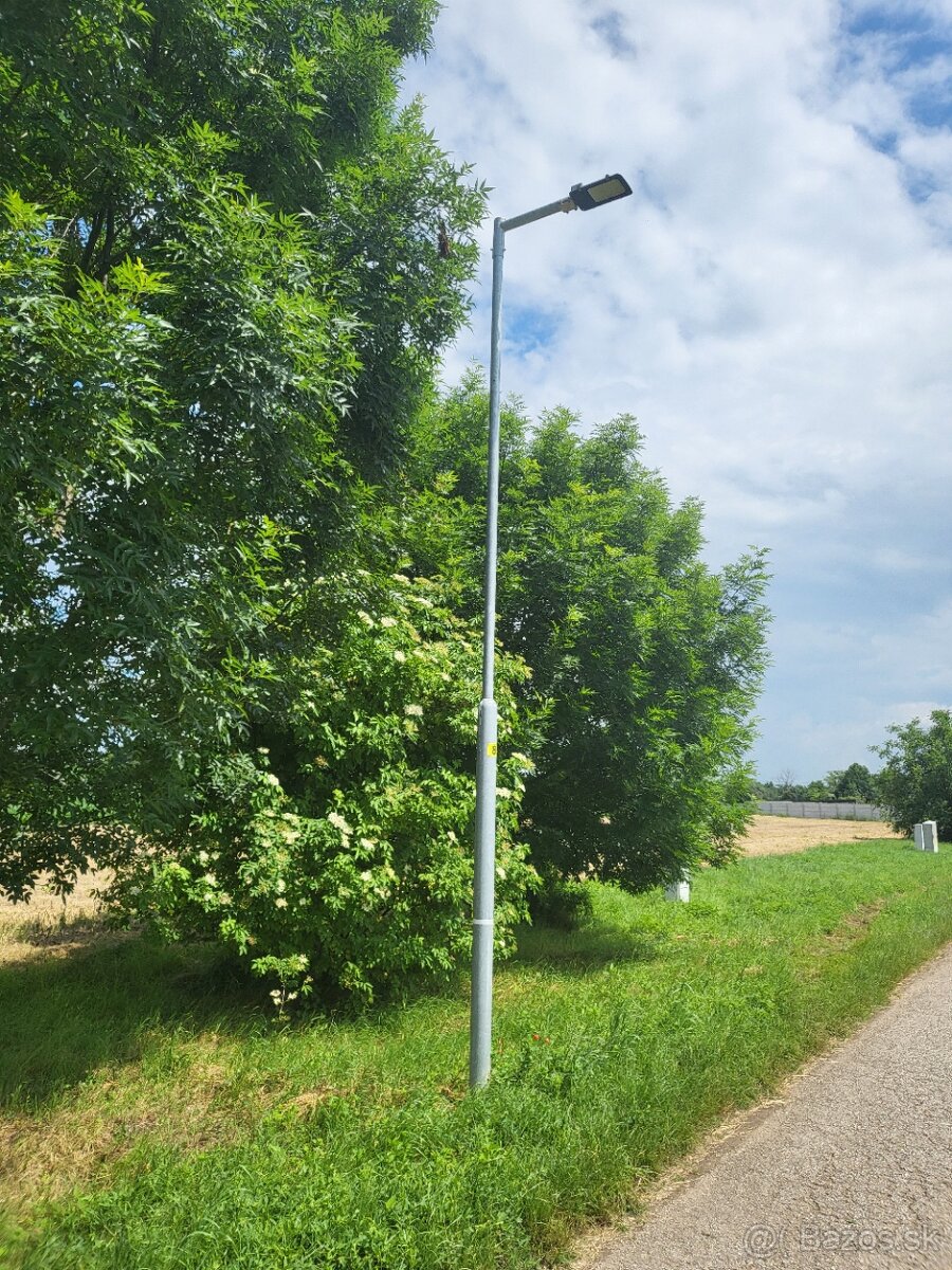 Predám pozemky 2x751m2 a 1x752m2 - 3