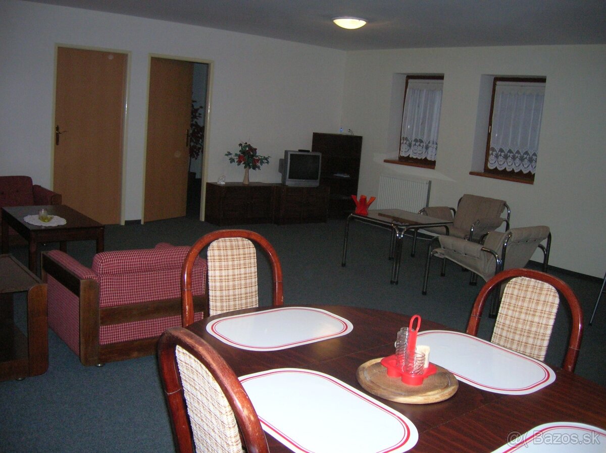 Prenajom 4 izbového bytu v centre Trnavy - 3