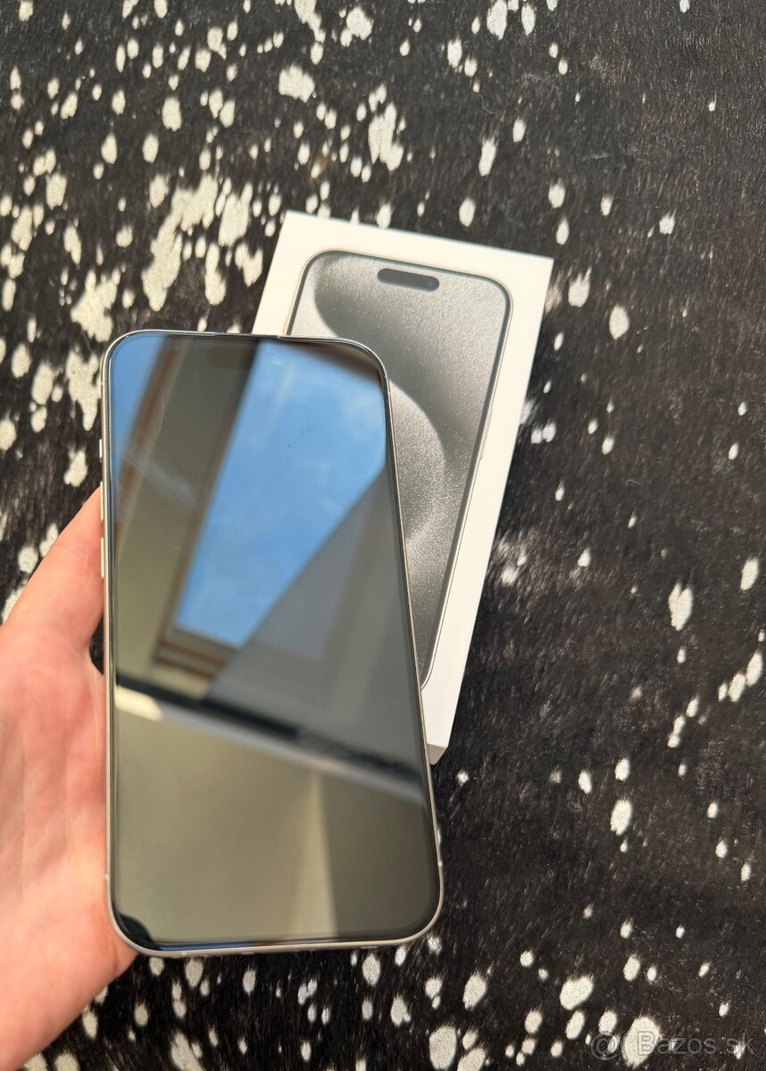 Predám Iphone 15 Pro (256 GB) - 3