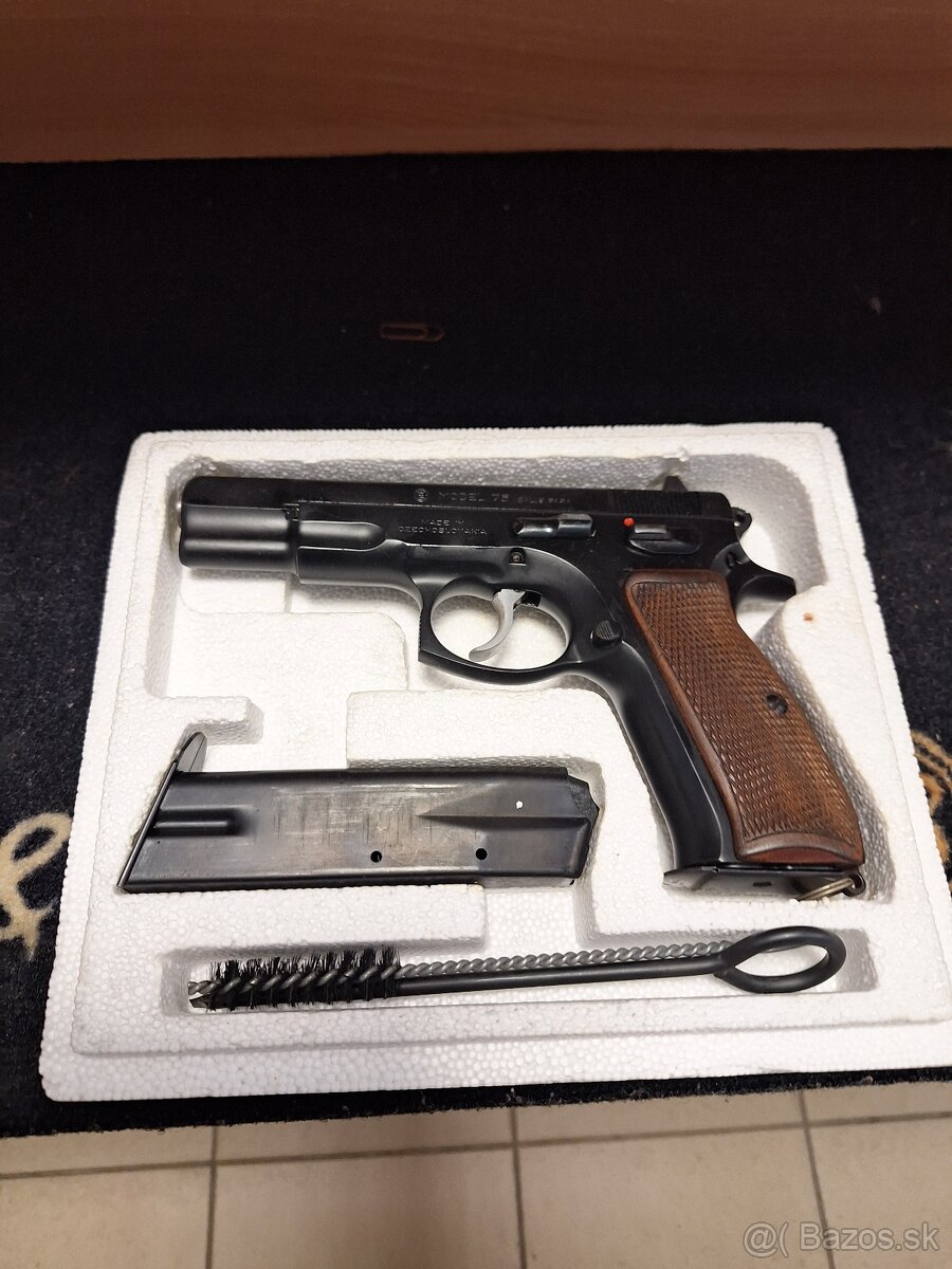 ČZ 75 Para 9 mm, Nitra - 3