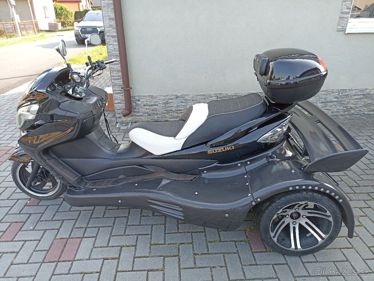 Jinling JLA-925E - 3