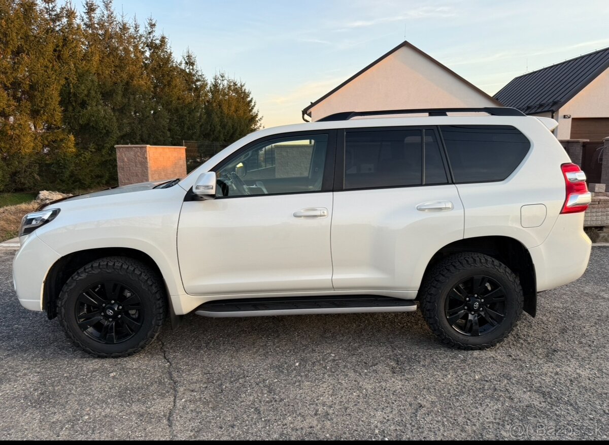 Toyota Land Cruiser 150