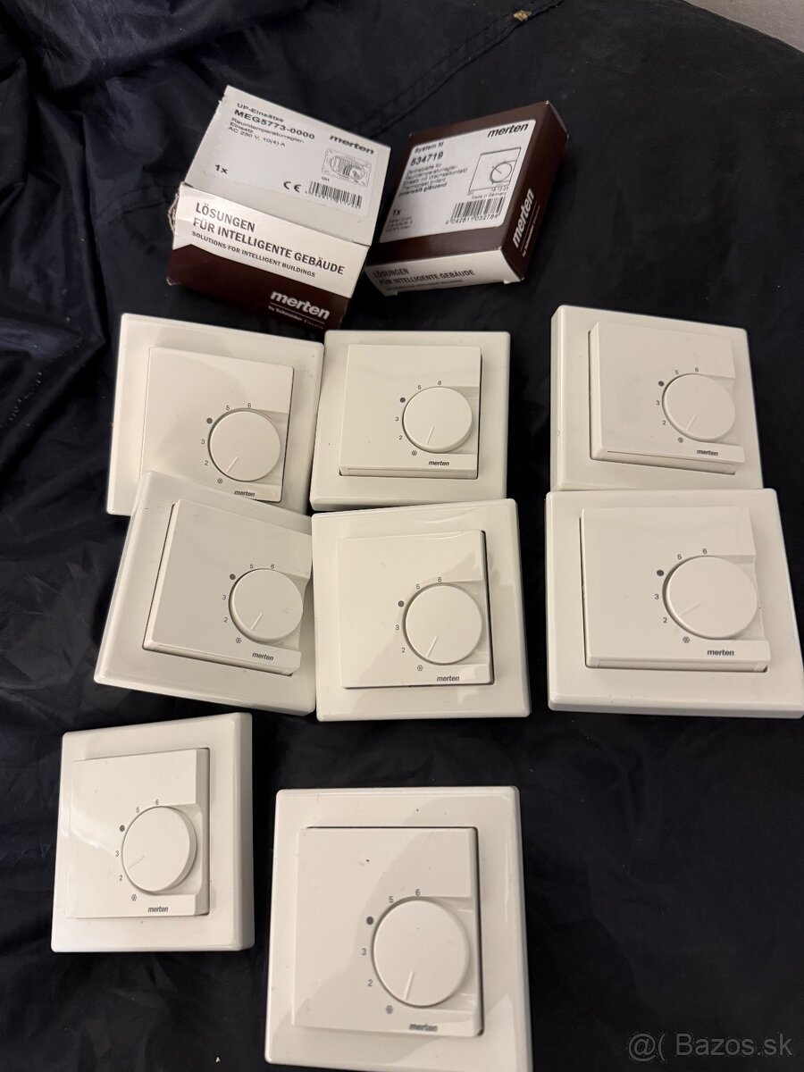 Merten / termostaty zásuvky a vypínače - 3