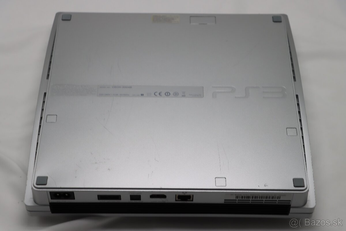 PS3 Slim Silver 320GB + orig ovládač + káble - 3