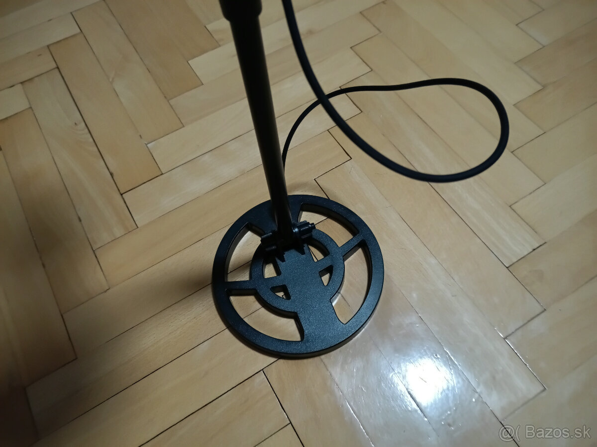 Detektor kovov - nový - 3