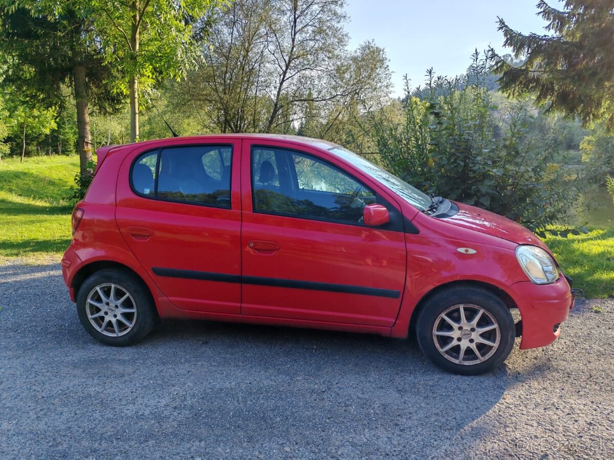 Toyota Yaris 2005, 1.3, benzin - 3