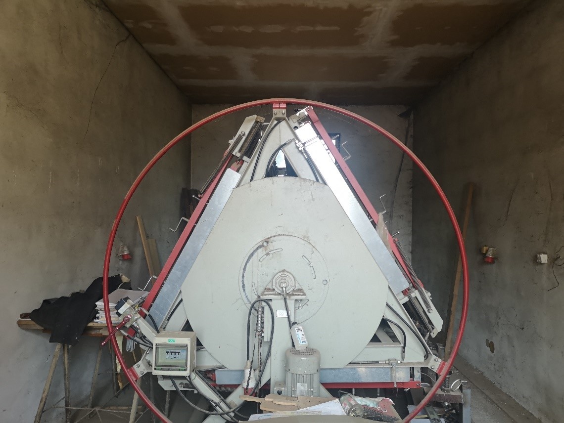 Hydraulický lis na škárovku - 3