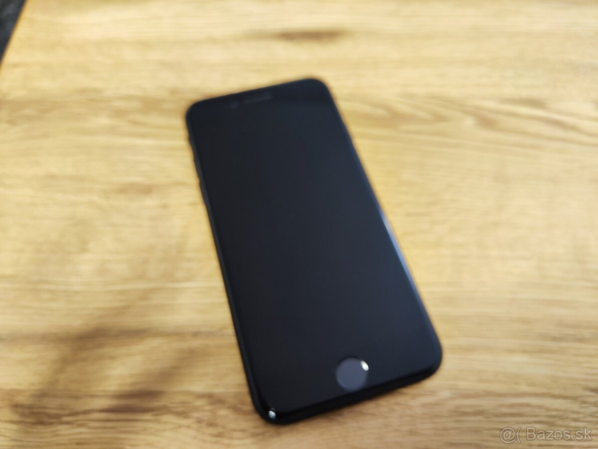 iPhone SE 2020 64 GB - 3