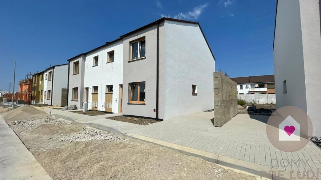 Krásny NOVÝ RD so záhradkou - POSLEDNÝ voľný , GALANTA, Kúpe - 3