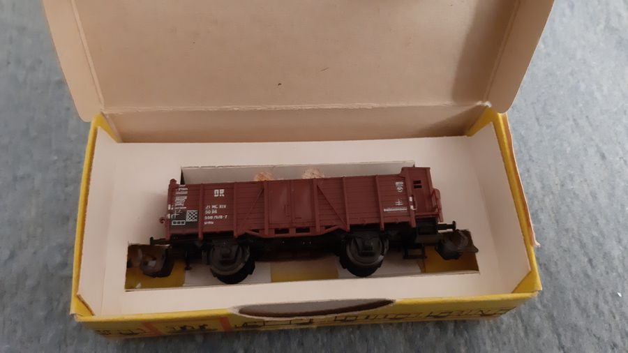 Vláčiky - otvorený vozeň Vtu/Omu s drevom - 3