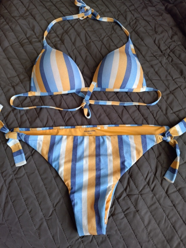 NOVE Calzedonia trblietave pasikave bikini - 3