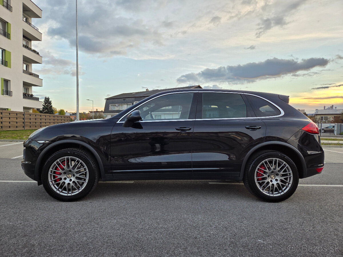 Porsche Cayenne Turbo • 4.8i • V8 • 500 koní • kúpené v SR - 3