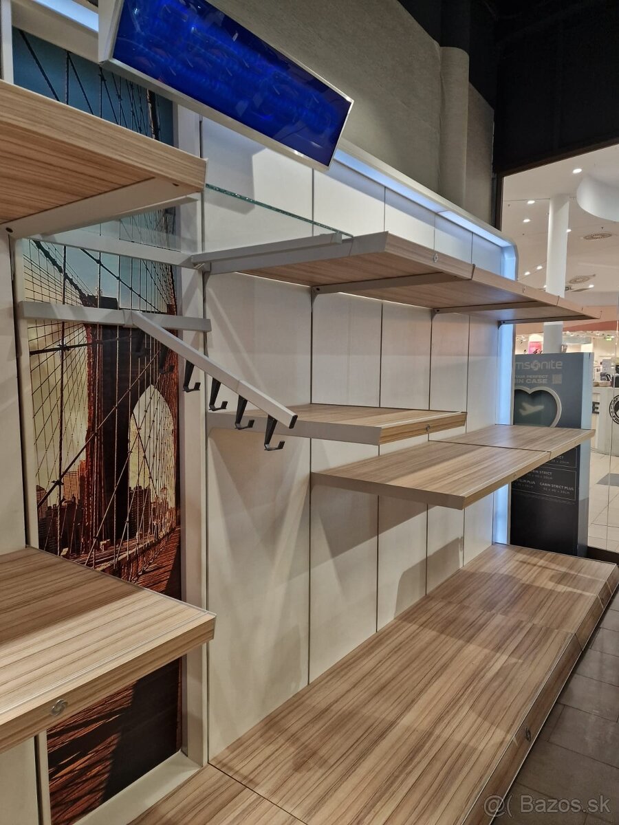 Prémiový predajný stojan - 3