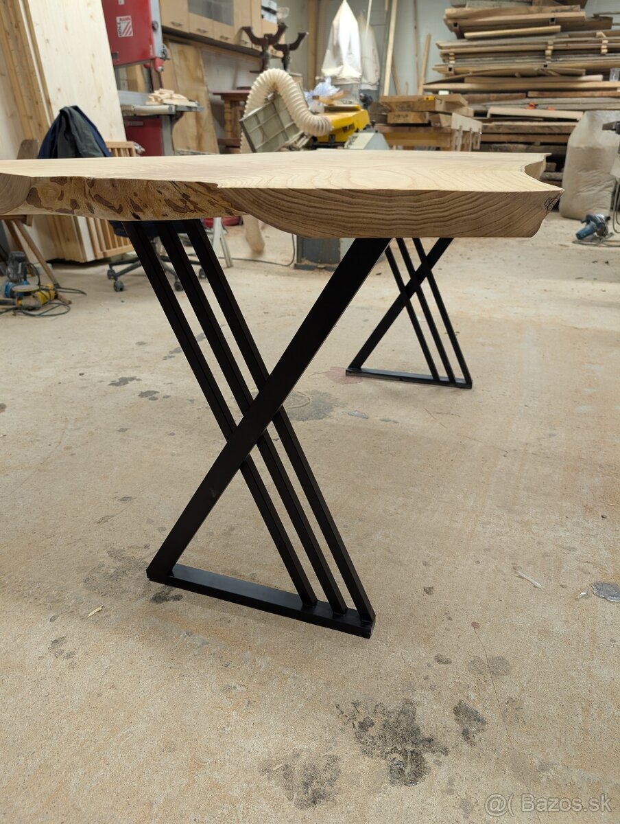 Jedálenský stôl - 3