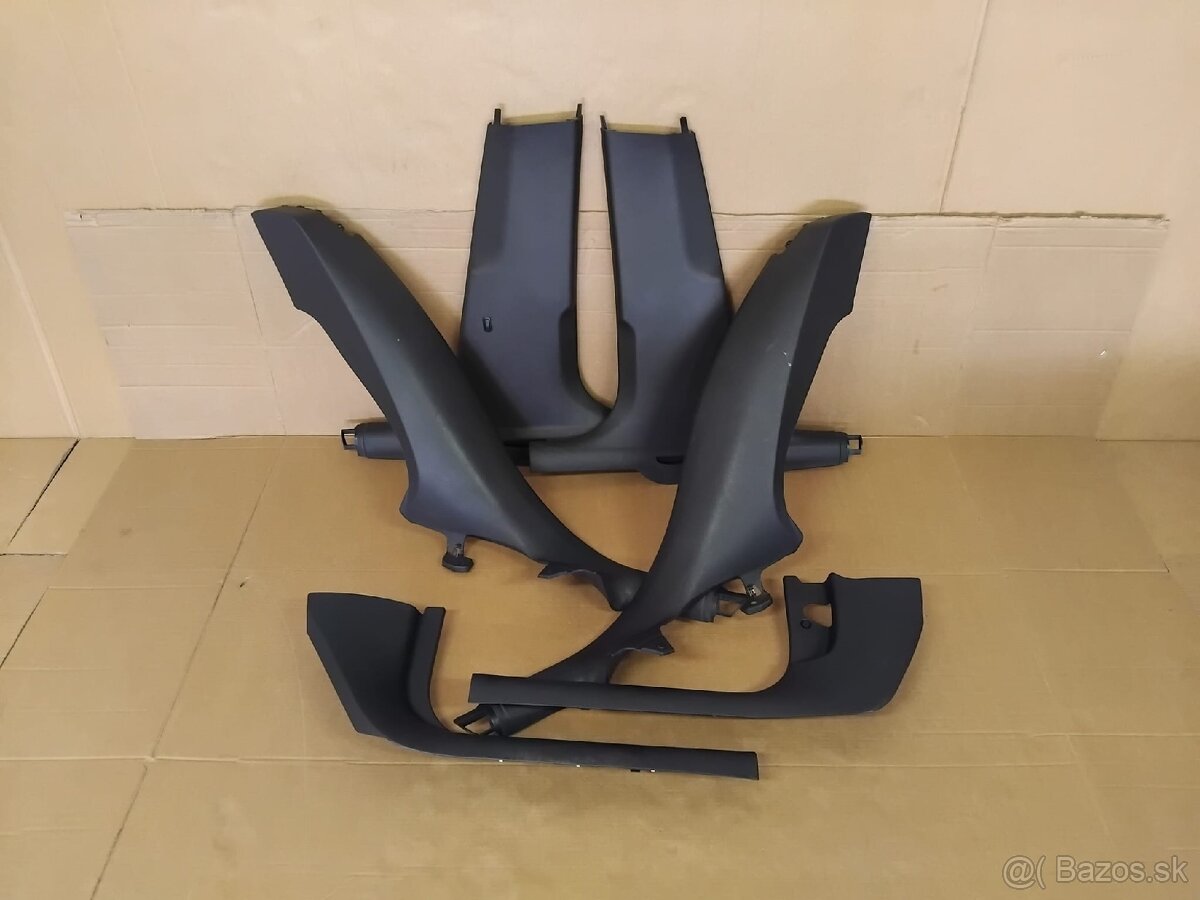 rozpredám interiér Octavia 3 - 3