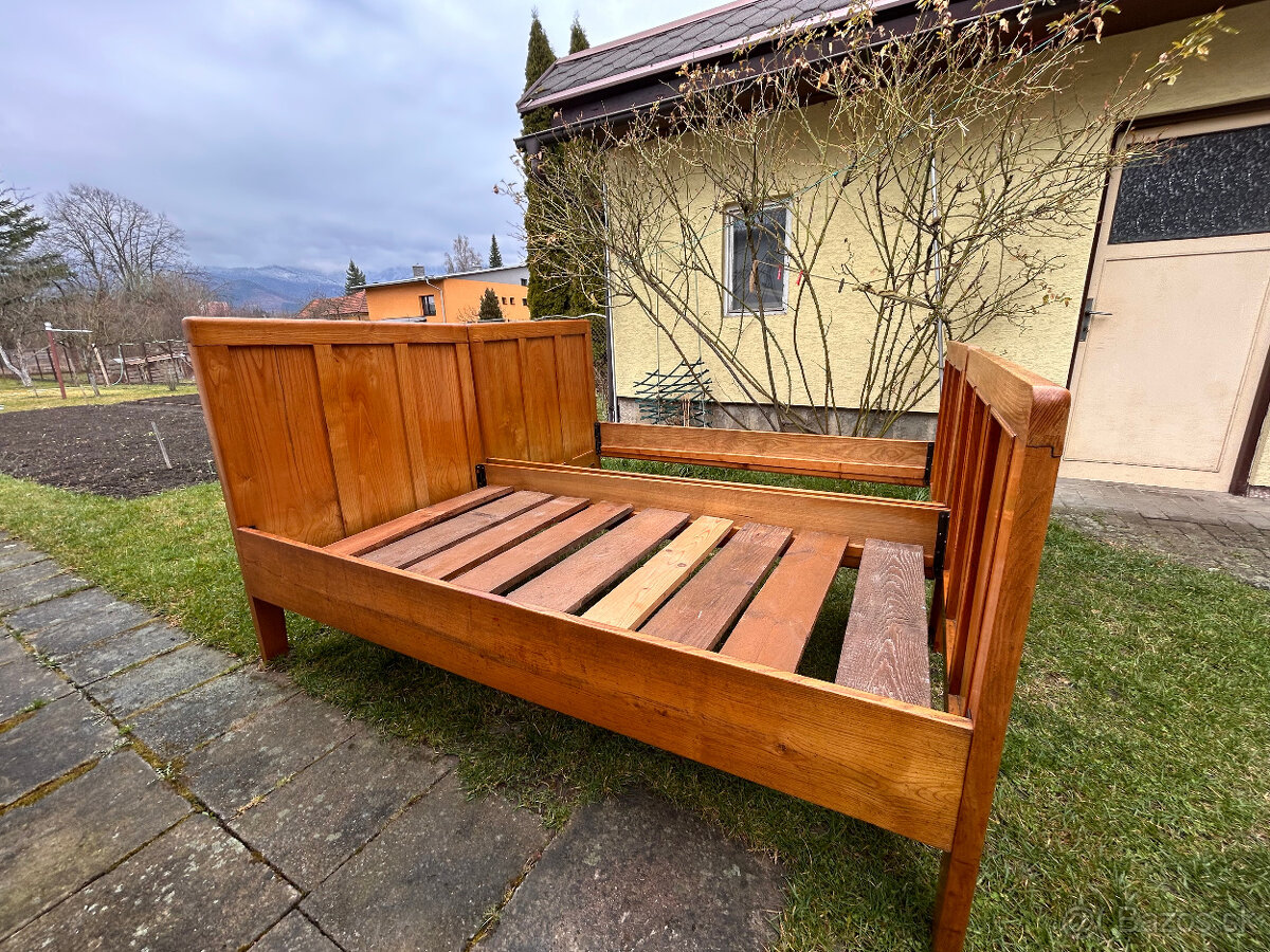 starožitná manželská posteľ - 3