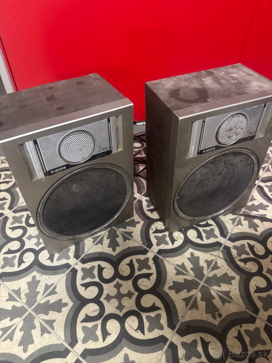 TESLA … mix z garaze - 3