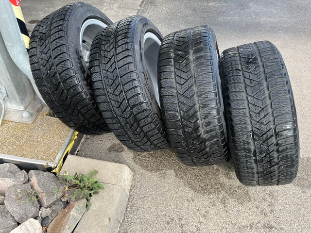 225/50 R17 225/50r17 audi a4 b9 - 3