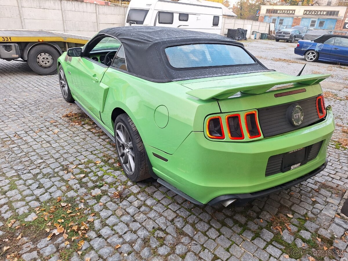 FORD MUSTANG5.0 gt boss cabrio 2014 dily nebo calej - 3
