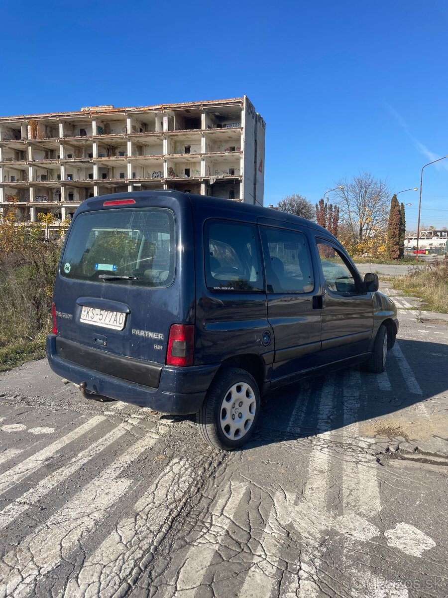 Predám Peugeot partner 2.0 hdi - 3