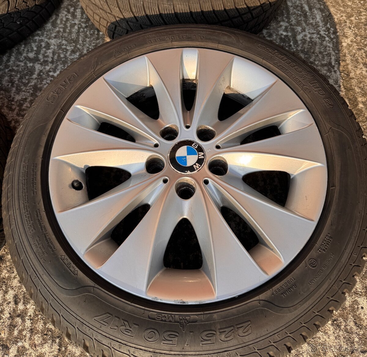 Originál BMW kolesá R17 na zimných pneu 225/50 R17 - 3