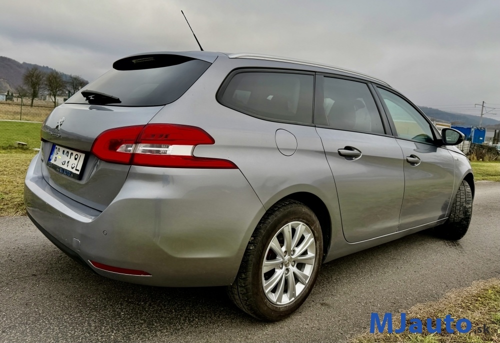 Peugeot 308 1.2i Možná výmena/leasing/úver - 3