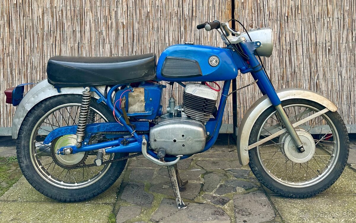Predám Cz 175 477 r.v. 1969 - 3