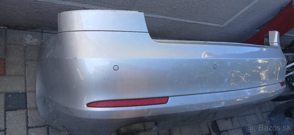 Predám zadný nárazník octavia2 - 3