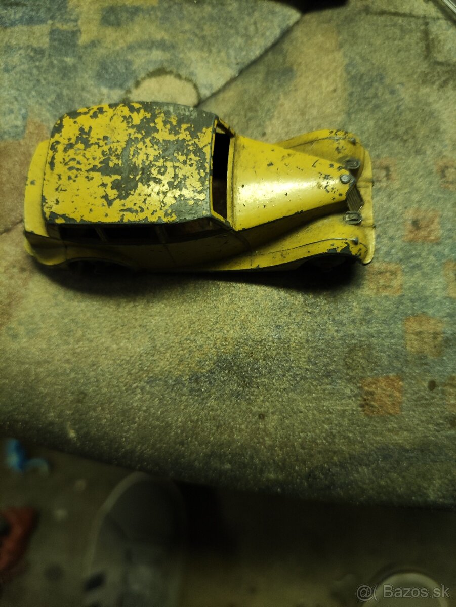 Staré autíčko - 3