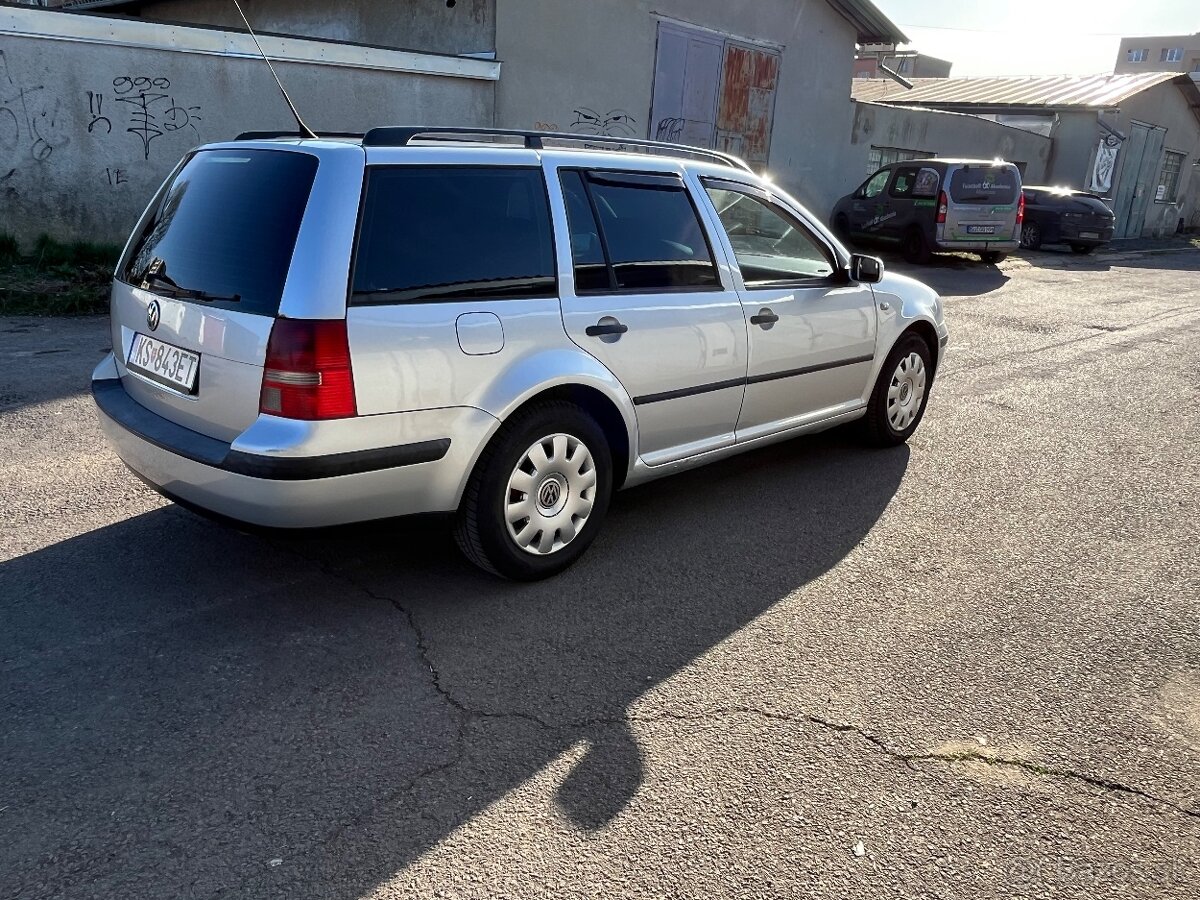 Volkswagen Golf 1.9TDI 96KW - 3