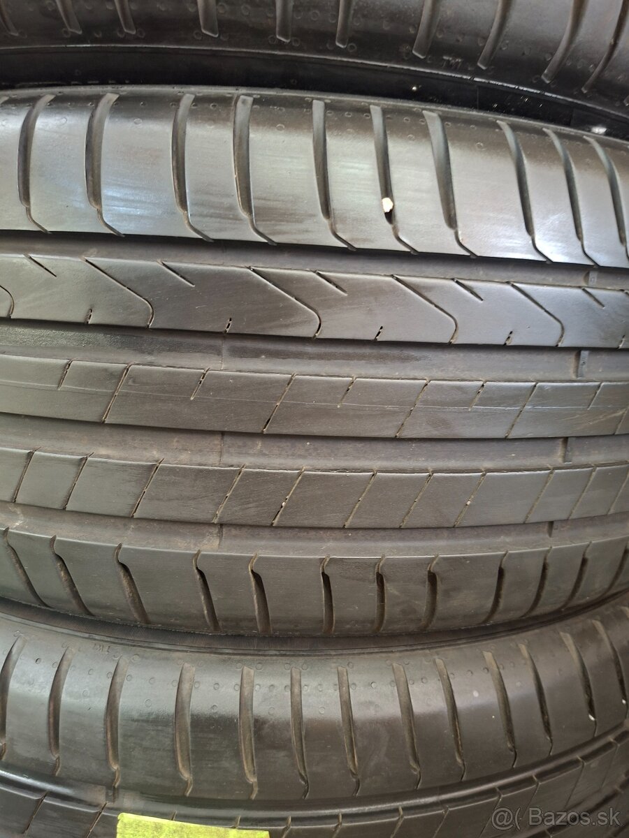 235/55R18 Pirelli dot 24 - 3